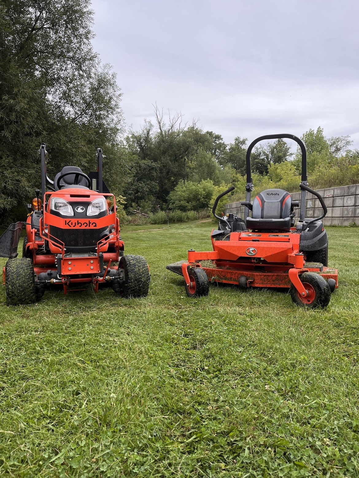 Professional lawn care equipment serving Woodstock Ontario